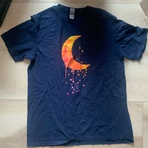 Gildan Navy moon graphic tee M